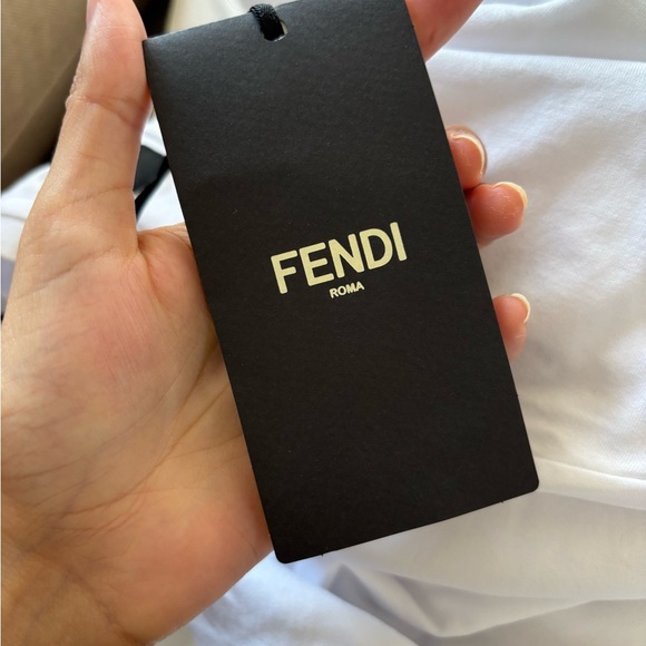 Fendi Men’s White Tee - Size S - Picture 6 of 6